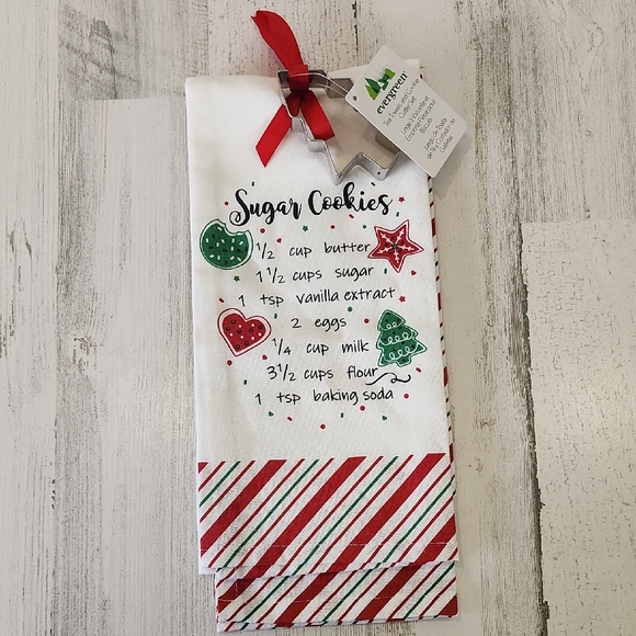 Evergreen Christmas Sugar Cookie Recipe 2 Tea Towels And Cookie Cutter NEW - Picture 1 of 6